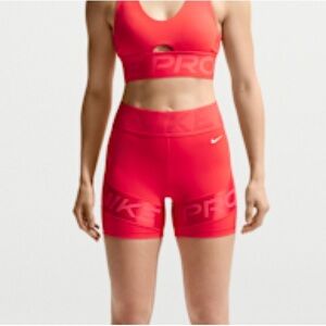 Nike Pro Sculpt Biker Short in light crimson